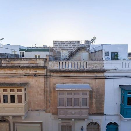 Beautiful, Typical Maltese 4Br Home With Roof Top By 360 Estates Sliema Dış mekan fotoğraf